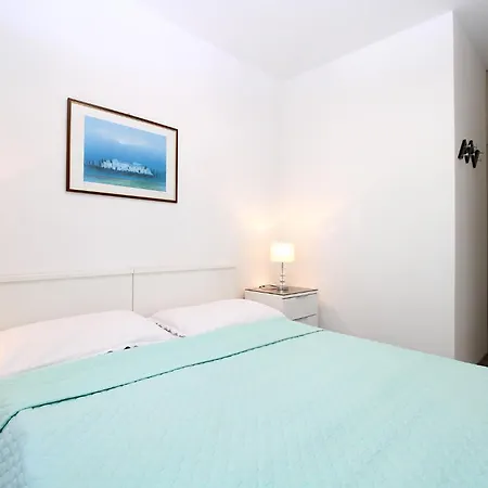 Lägenhet Viktorija 1828 *