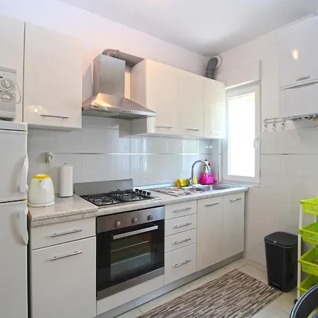 Viktorija 1828 Lejlighed *