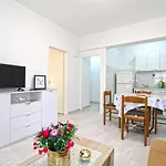 Viktorija 1828 Appartamento Pola