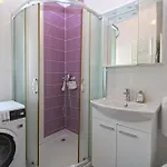 Appartamento Viktorija 1828 Pola